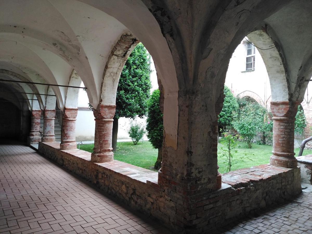 Hostel Ostello Del Monastero Dronero Zewnętrze zdjęcie