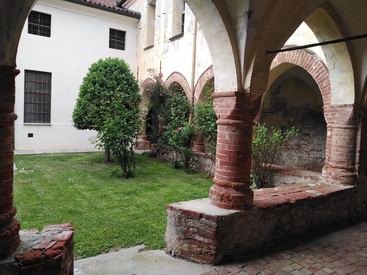 Hostel Ostello Del Monastero Dronero Zewnętrze zdjęcie